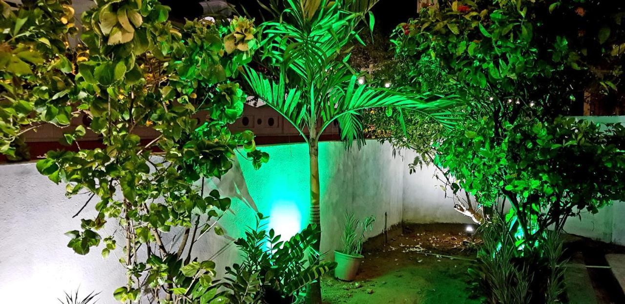 Villa Blue Ocean Mirissa Exterior foto